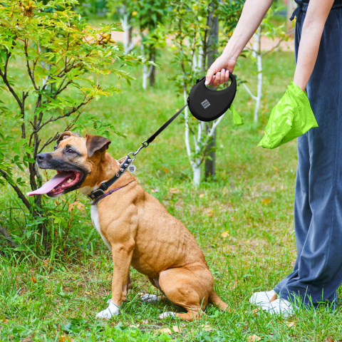 WAUDOG Smycz automatyczna z pojemnika na woreczki , odblaskowa taśma, dł. 5m M do 20kg WAUDOG Smycz automatyczna z pojemnika na woreczki , odblaskowa taśma, dł. 5m M do 20kg