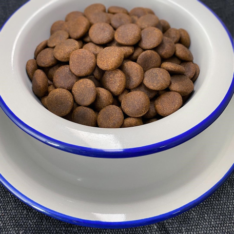 FOLK M&L Wielkopolska kaczka z królikiem z dodatkiem aromatycznych jabłek i majeranku 3 kg FOLK M&L Wielkopolska kaczka z królikiem z dodatkiem aromatycznych jabłek i majeranku 3 kg